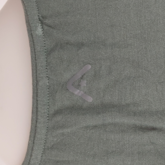 Rockwear Women's Top Size 8 Green Sleeveless Racerback Tie Waist Activewear - Picture 7 of 12